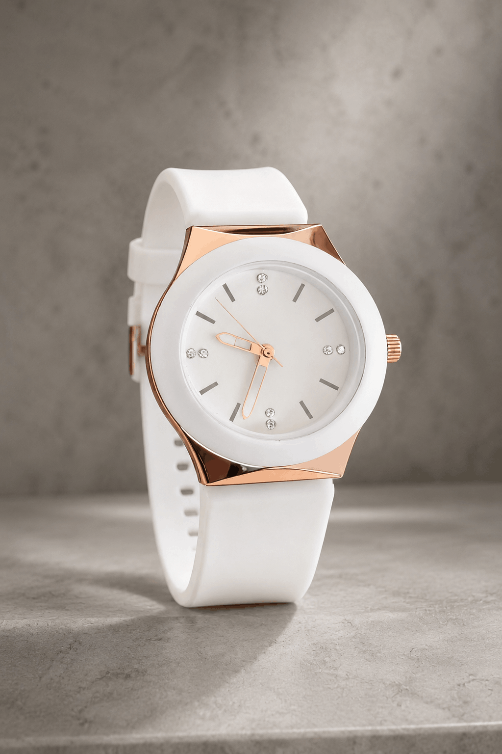 Beyaz Silikon Kordon Kadın Kol Saati – Rose Gold Kasa, Minimal & Şık Tasarım