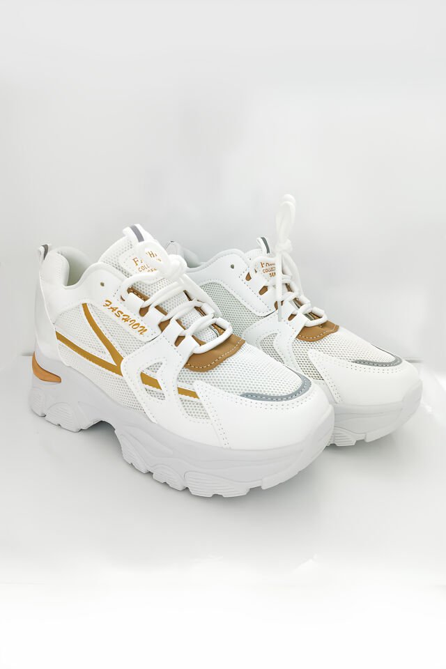 Kadın Beyaz Kahverengi Detaylı Kalın Taban Spor Ayakkabı - Rahat ve Şık Sneaker