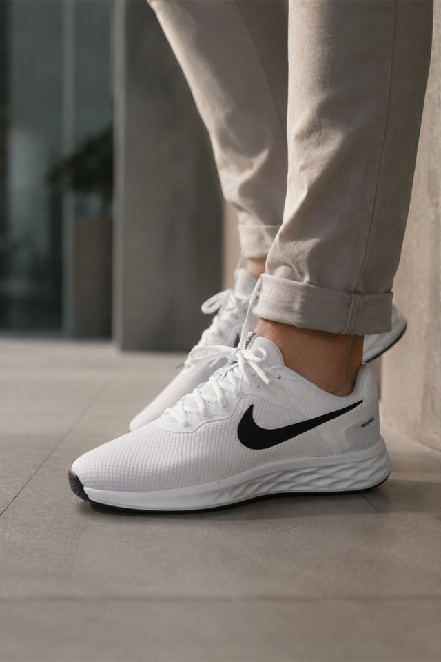 Beyaz Hafif Yumuşak ve Rahat Erkek Spor Ayakkabı Günlük Sneaker
